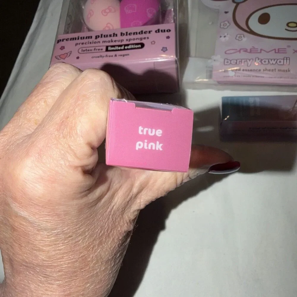 Hello Kitty Premium Plush Blender Duo Creme Shop MakeupSponge, Lip Stain,ETC New